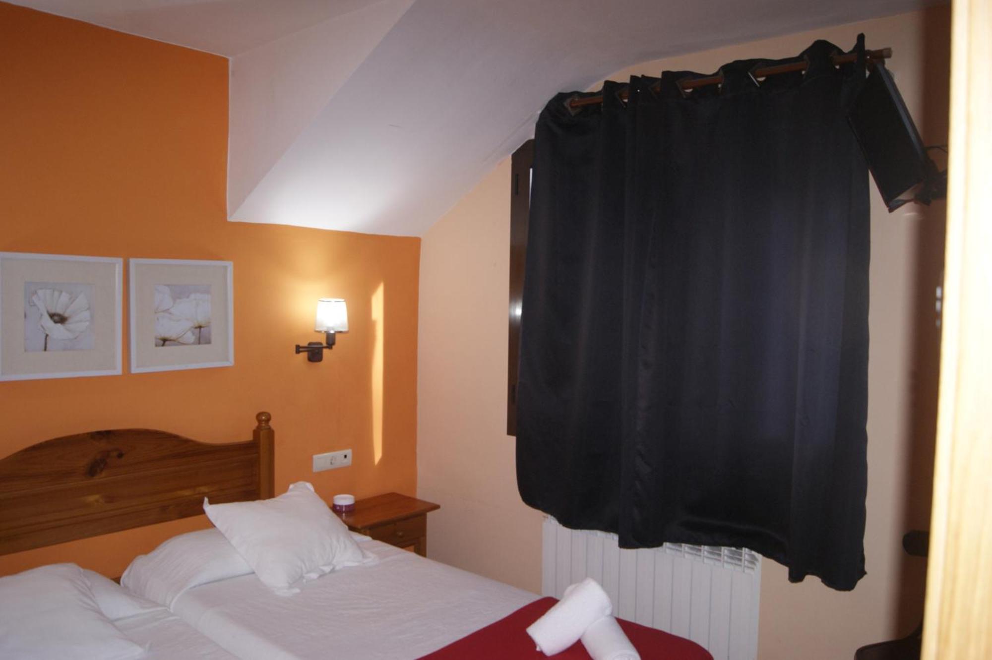 Hostal Cal Batista Bagá Kültér fotó